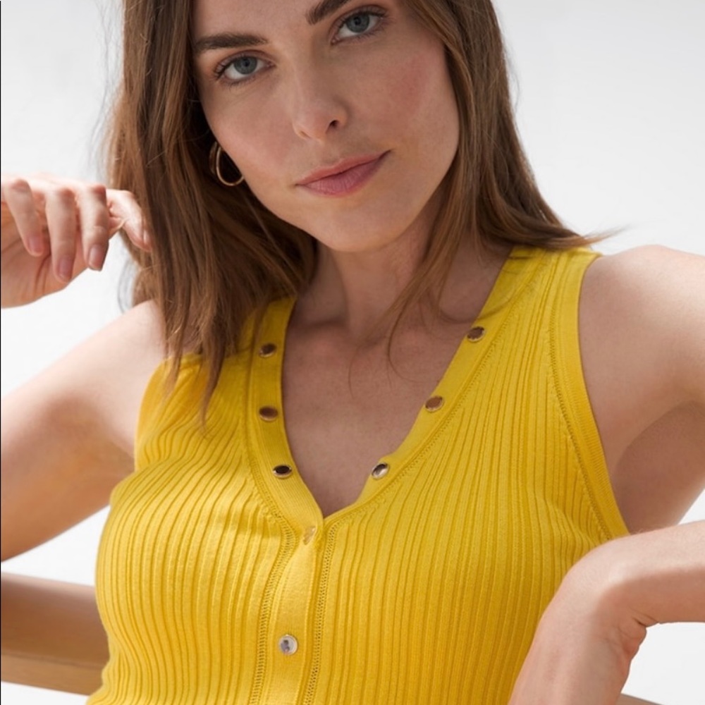 White House Black Market Snap Front Tank, Yellow, Small